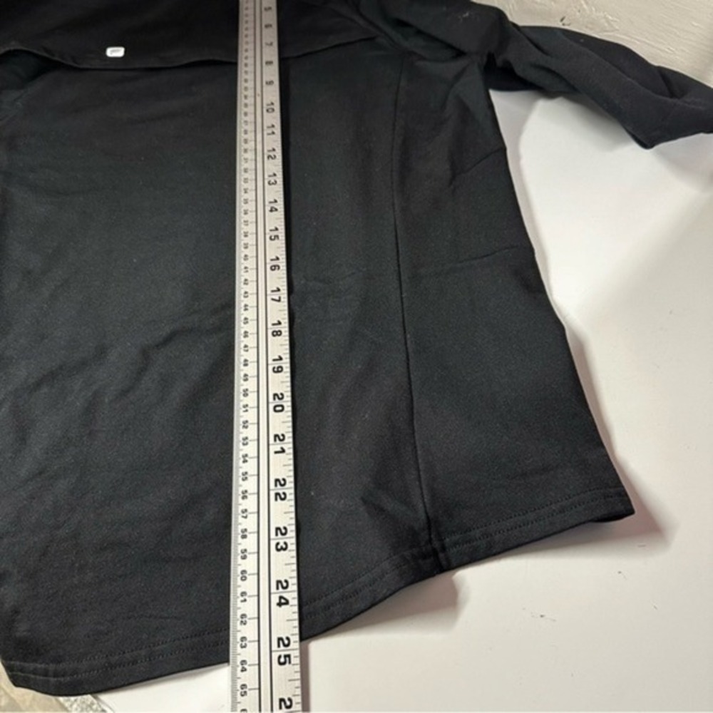 Fabletics Black Lace Trim Long Sleeve Pullover Top Mock Neck Sz XXL - Picture 13 of 13